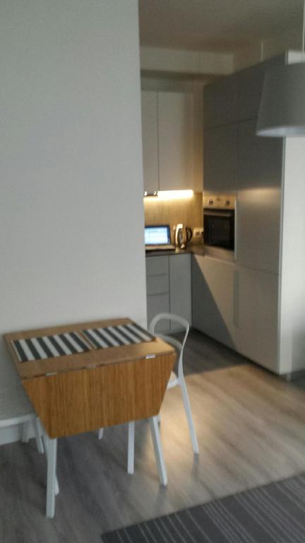 Modern Apartment Kosinskiego Познань Экстерьер фото